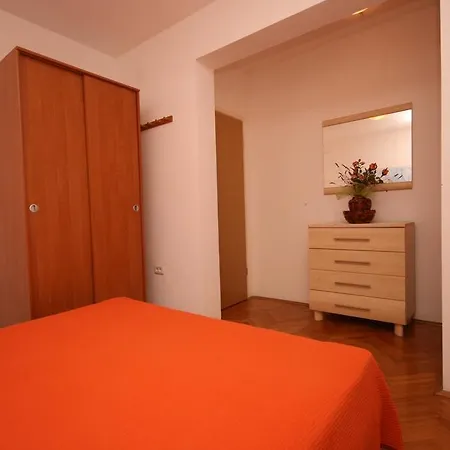 6987a Apartman *