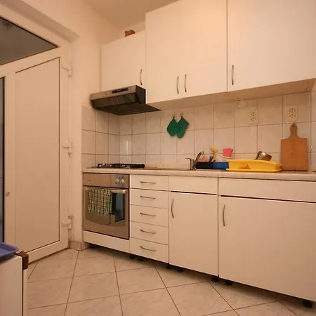 6987a Apartman *